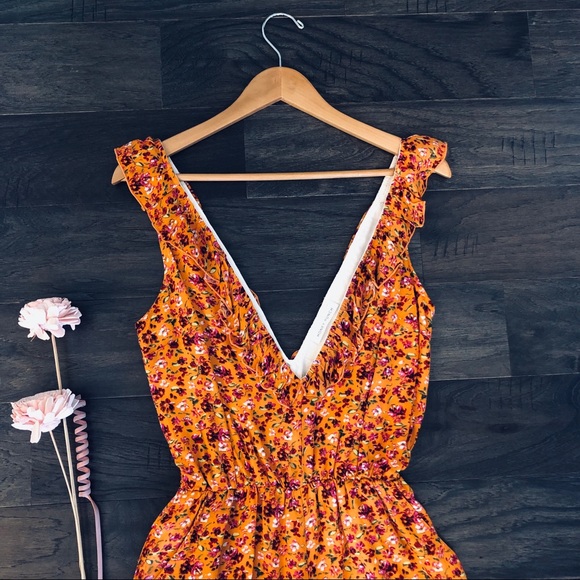 🔥3/$20 Romper - Picture 2 of 3